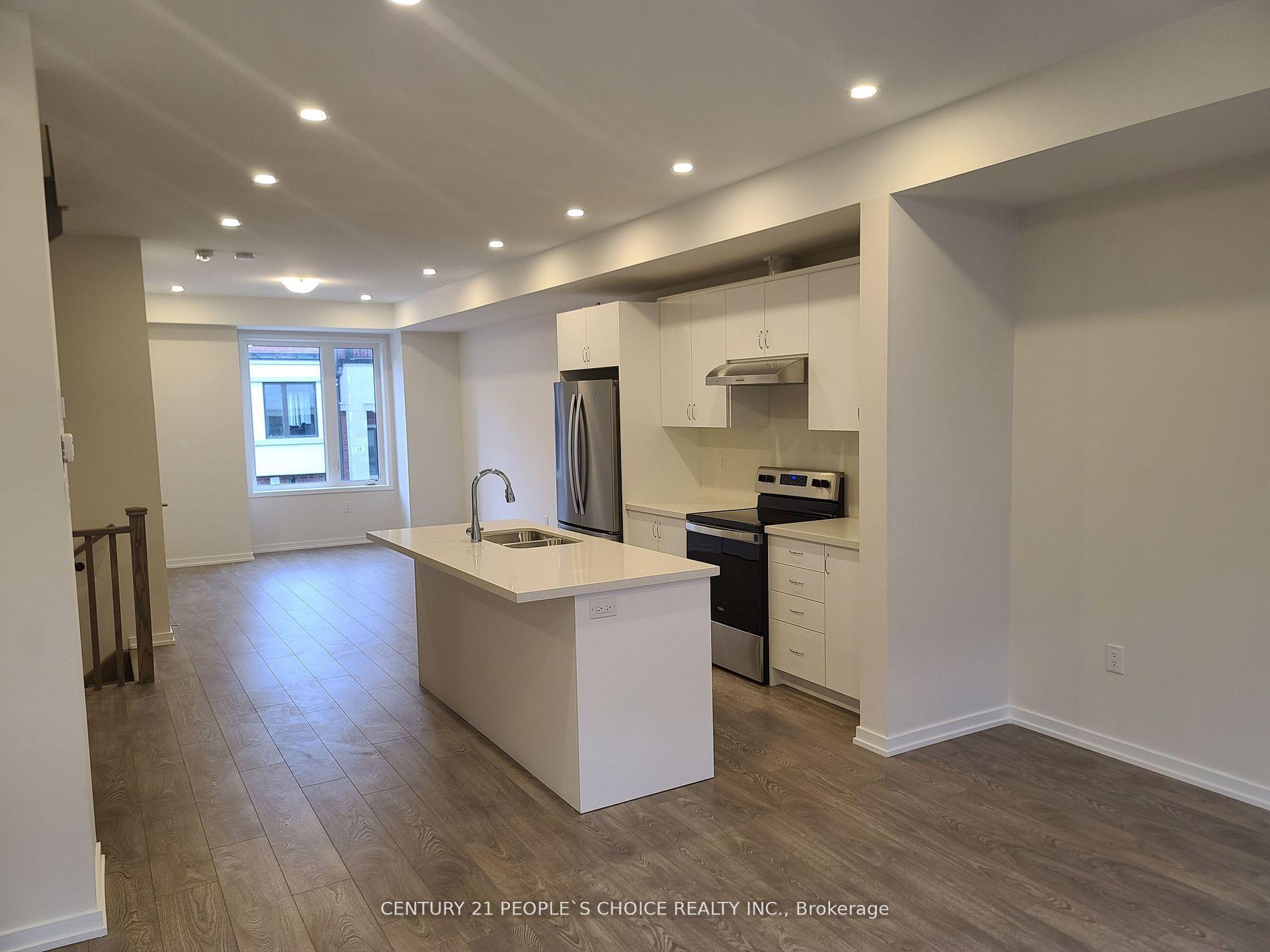 Photo 3 of 21 Origin Way, Vaughan, Patterson — HOMEH