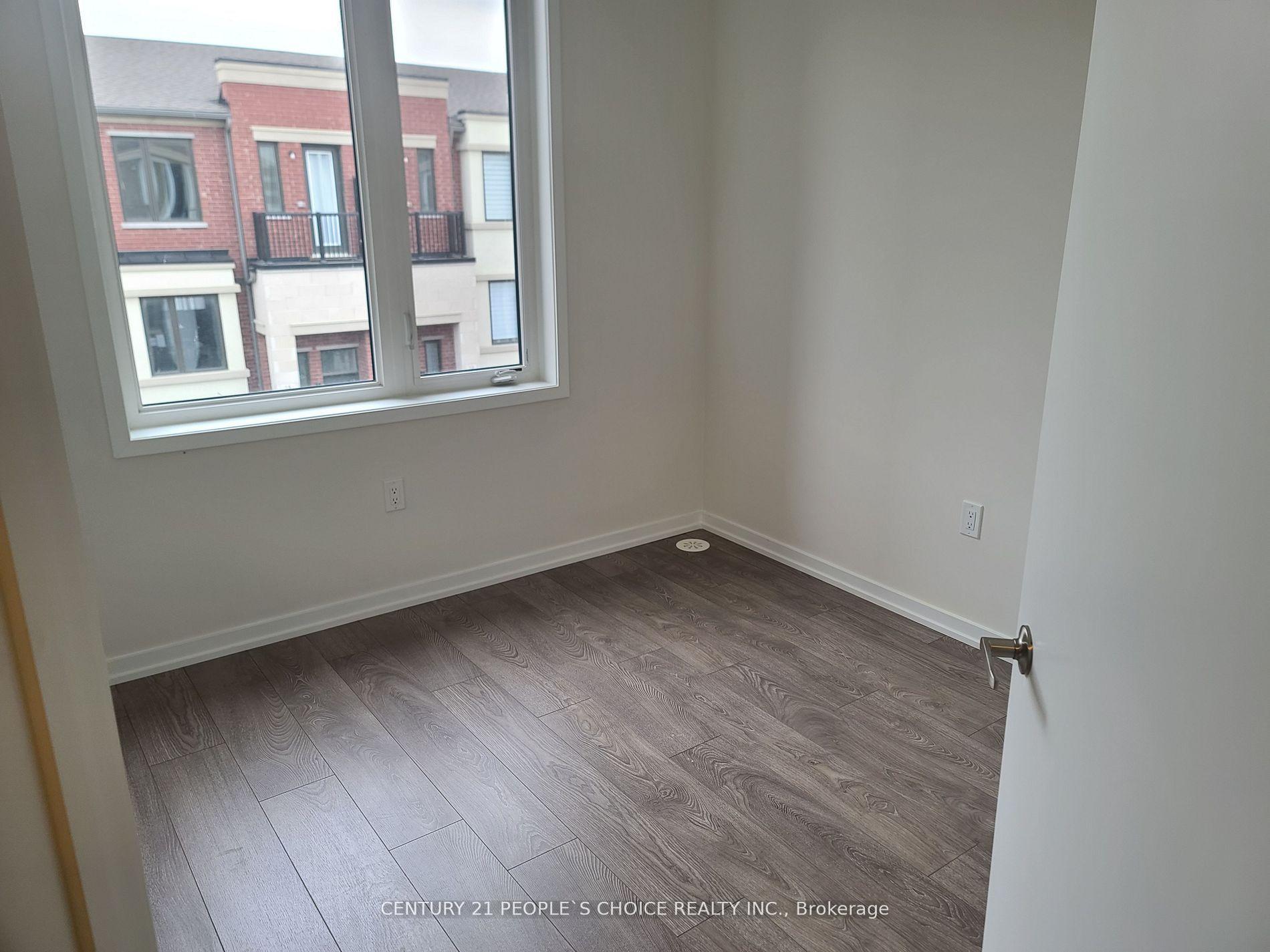 Photo 14 of 21 Origin Way, Vaughan, Patterson — HOMEH