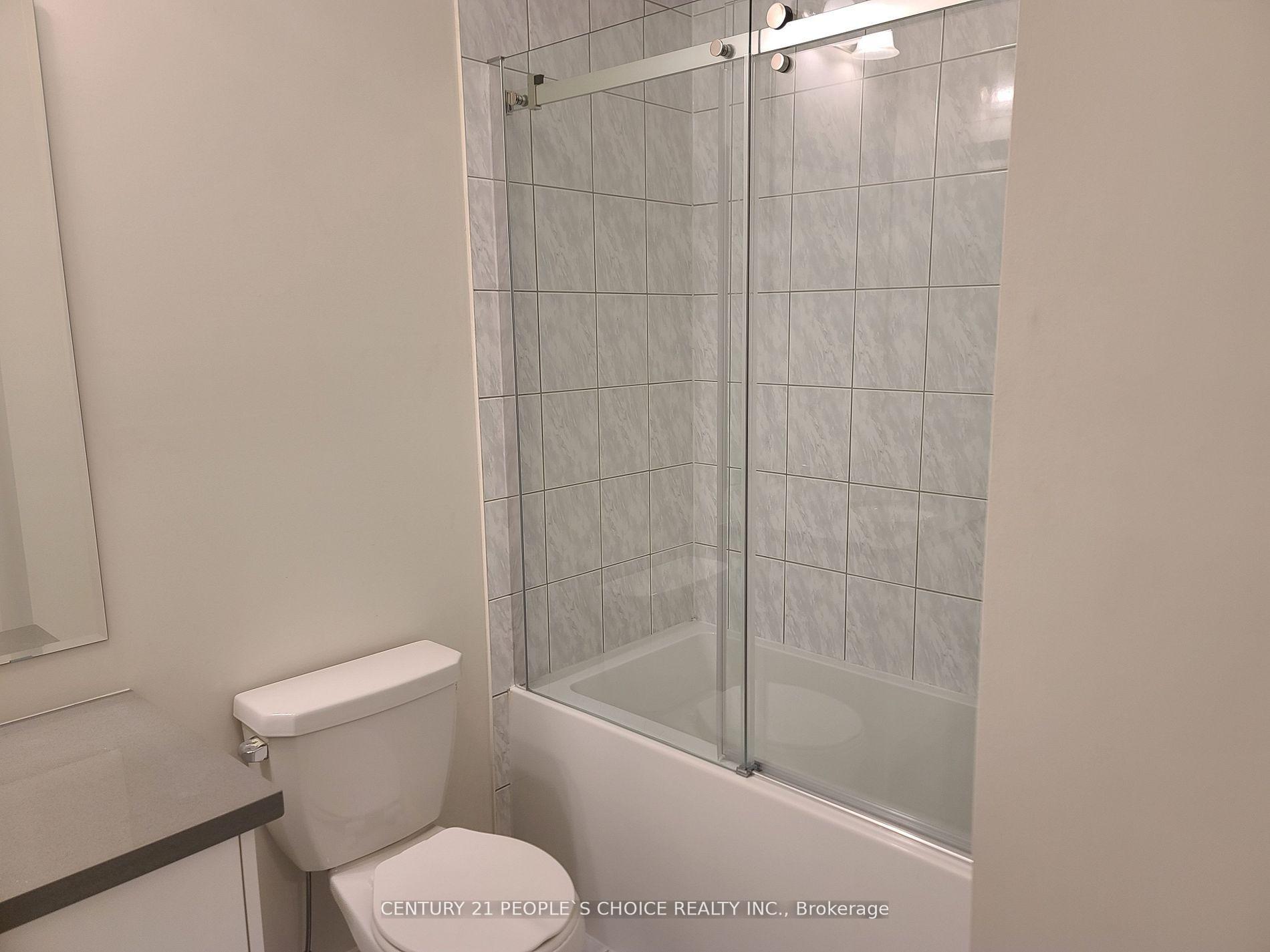 Photo 16 of 21 Origin Way, Vaughan, Patterson — HOMEH
