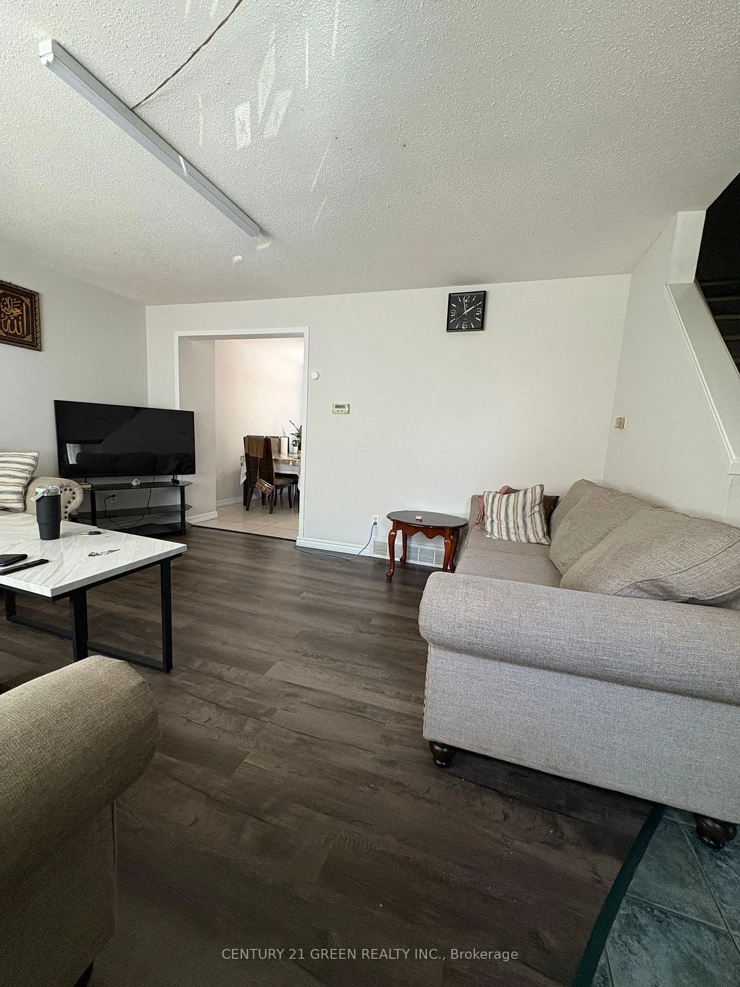 Photo 7 of 32 Elvira Crescent, London, South X — HOMEH