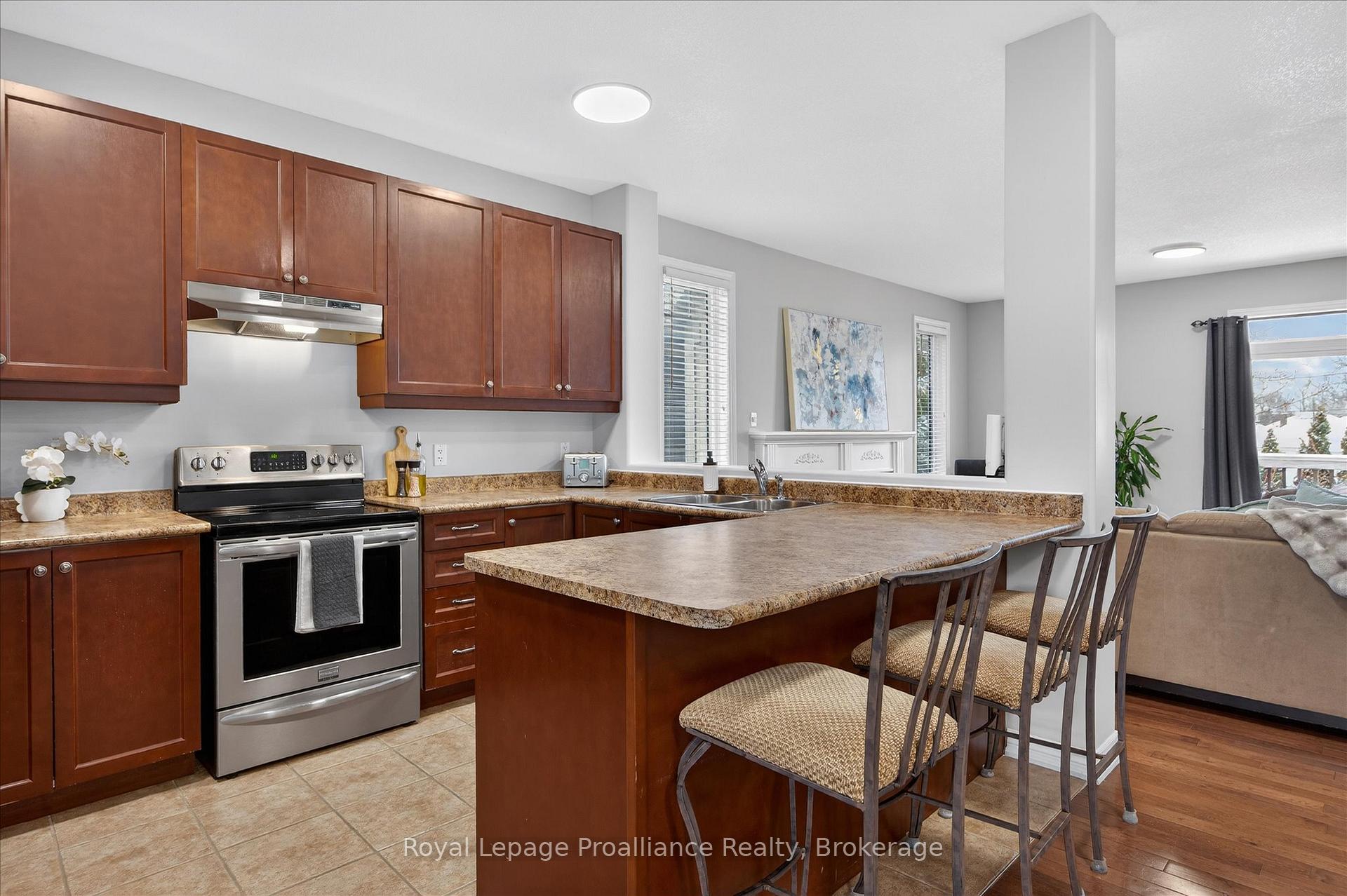 Photo 12 of Unit 18, 50 Lockside Drive, Peterborough, Otonabee Ward 1 — HOMEH