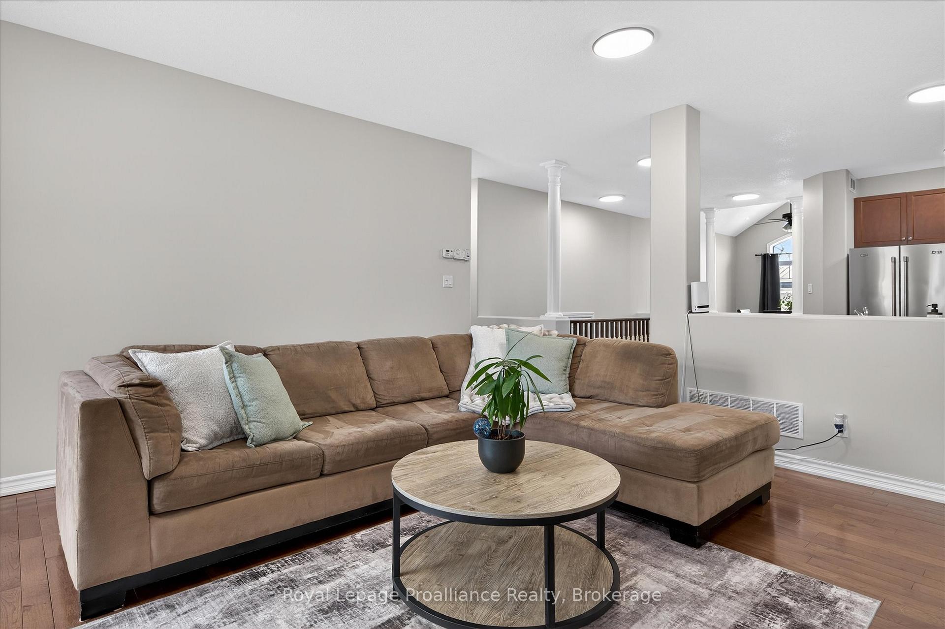 Photo 20 of Unit 18, 50 Lockside Drive, Peterborough, Otonabee Ward 1 — HOMEH
