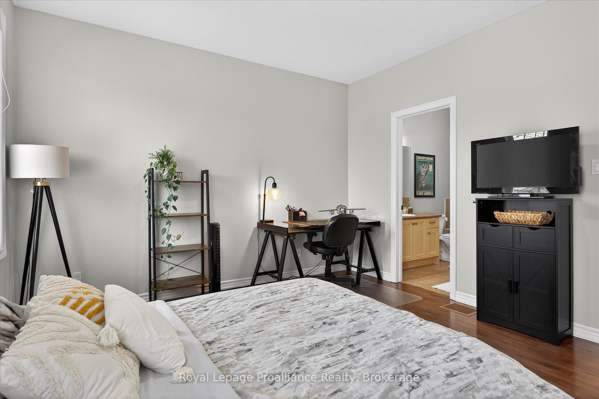Photo 25 of Unit 18, 50 Lockside Drive, Peterborough, Otonabee Ward 1 — HOMEH