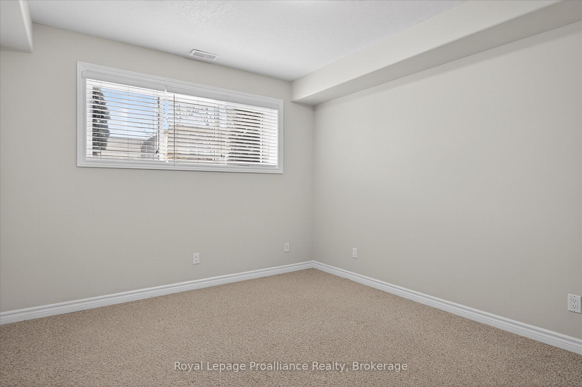 Photo 36 of Unit 18, 50 Lockside Drive, Peterborough, Otonabee Ward 1 — HOMEH