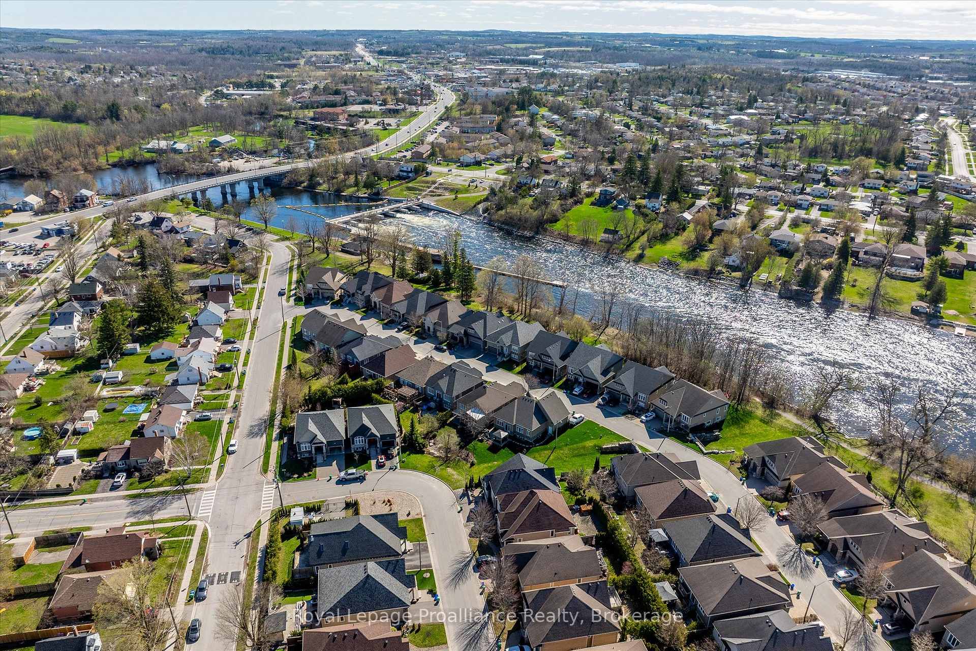 Photo 51 of Unit 18, 50 Lockside Drive, Peterborough, Otonabee Ward 1 — HOMEH