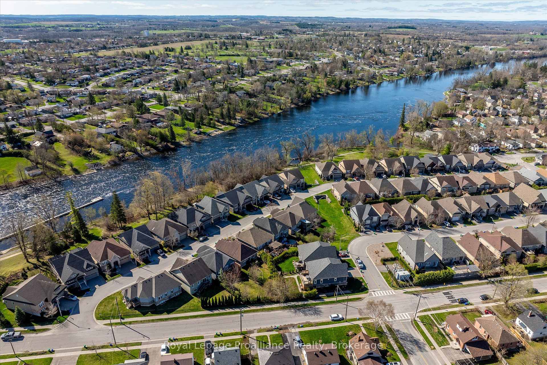 Photo 52 of Unit 18, 50 Lockside Drive, Peterborough, Otonabee Ward 1 — HOMEH