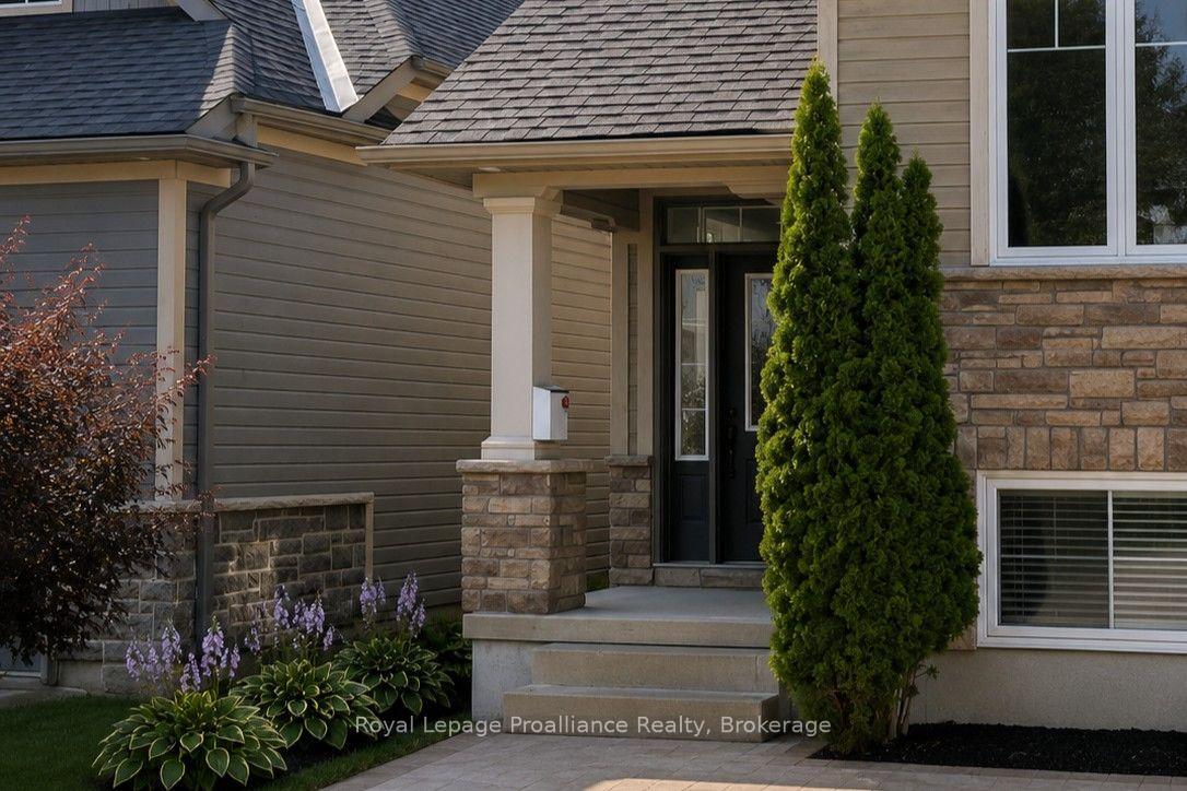 Photo 4 of Unit 18, 50 Lockside Drive, Peterborough, Otonabee Ward 1 — HOMEH