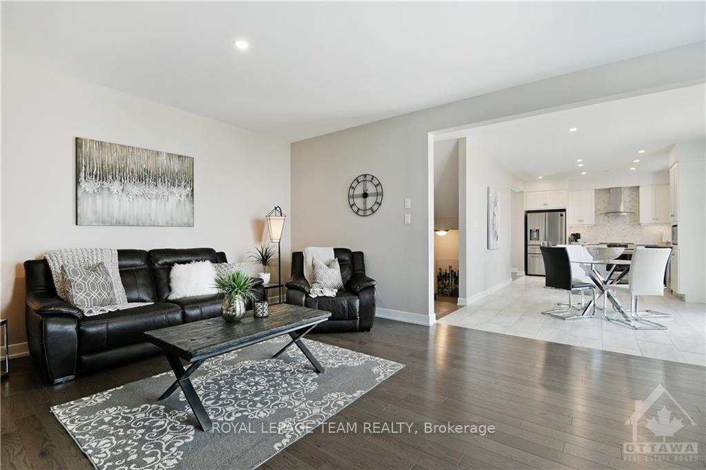 Photo 14 of 54 Reynard Crescent, Ottawa, Goulbourn Twp From Franktown Rd/South To Rideau — HOMEH