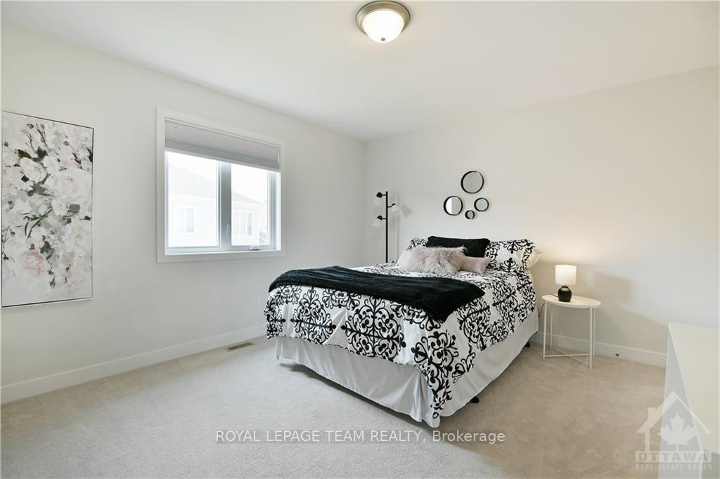 Photo 25 of 54 Reynard Crescent, Ottawa, Goulbourn Twp From Franktown Rd/South To Rideau — HOMEH