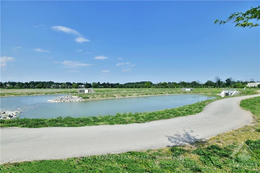 Photo 27 of 54 Reynard Crescent, Ottawa, Goulbourn Twp From Franktown Rd/South To Rideau — HOMEH