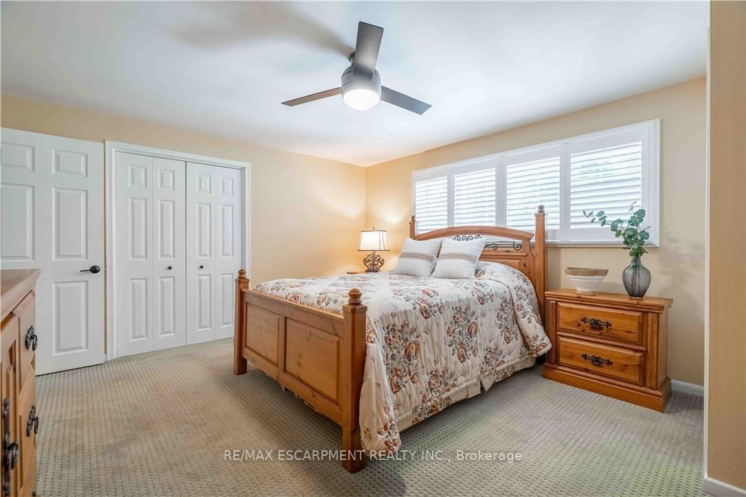 Photo 18 of 138 Judith Crescent, Hamilton, Ancaster — HOMEH