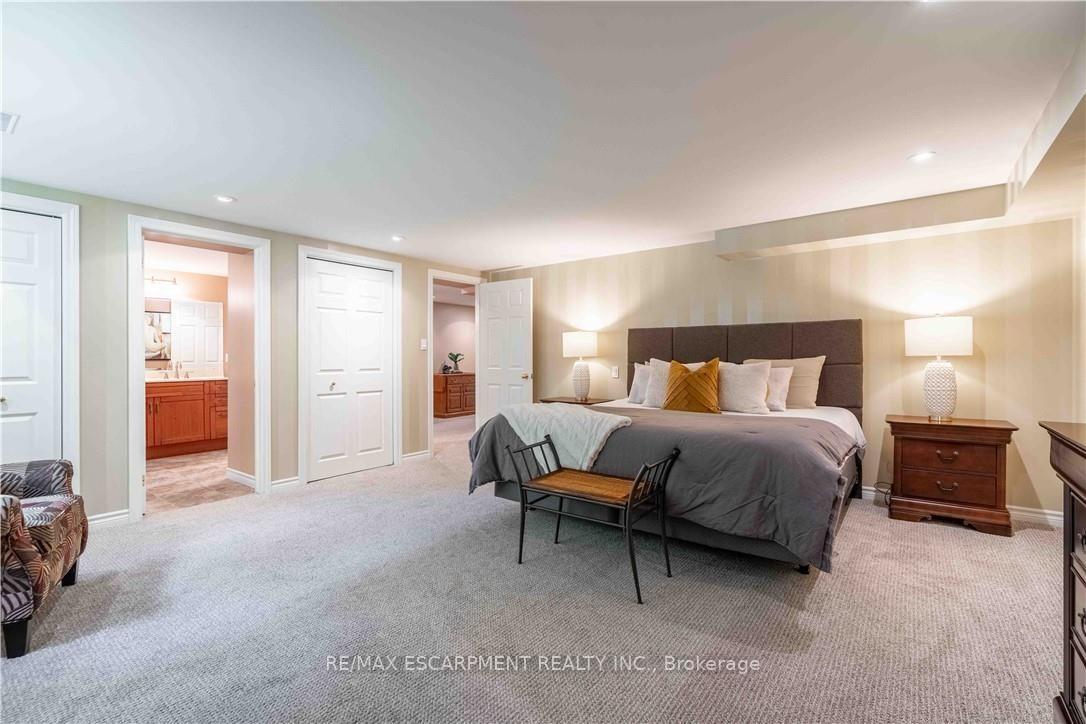 Photo 27 of 138 Judith Crescent, Hamilton, Ancaster — HOMEH
