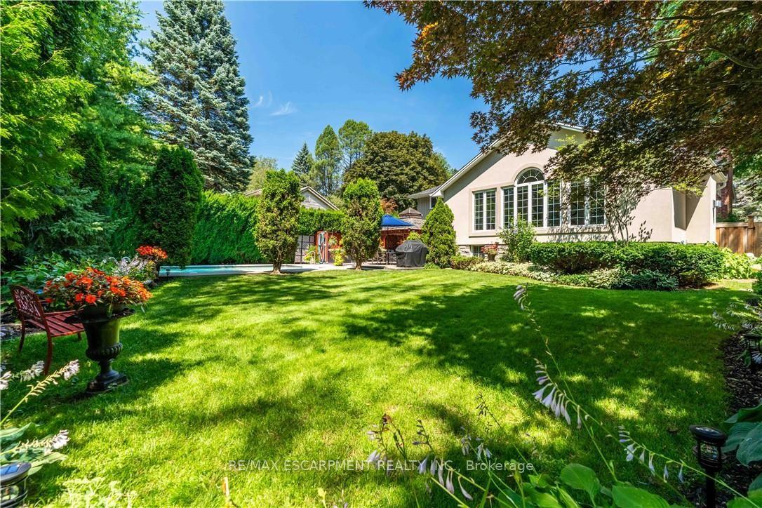 Photo 43 of 138 Judith Crescent, Hamilton, Ancaster — HOMEH
