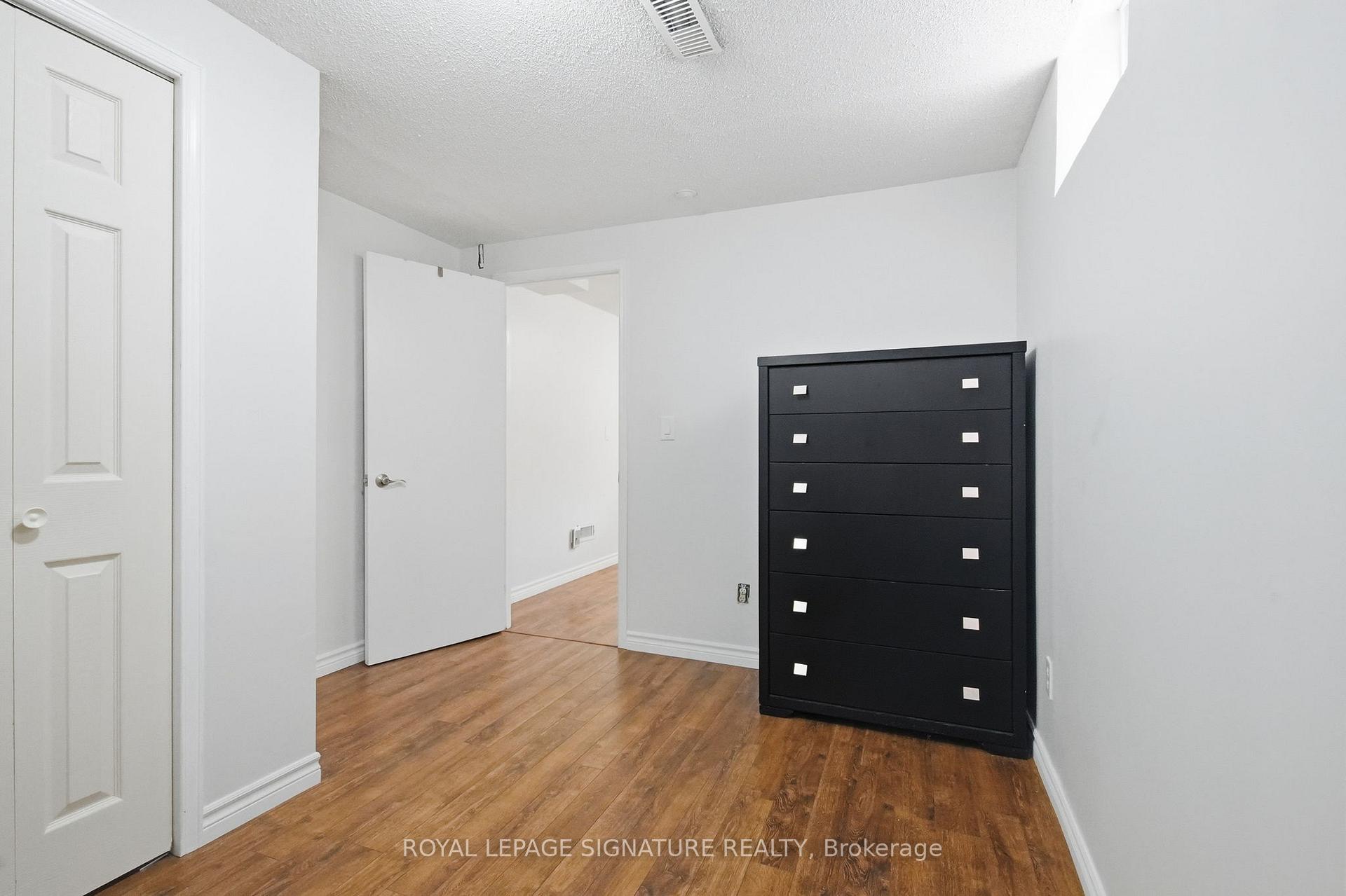 Photo 33 of 1154 Beaver Valley Crescent, Oshawa, Northglen — HOMEH