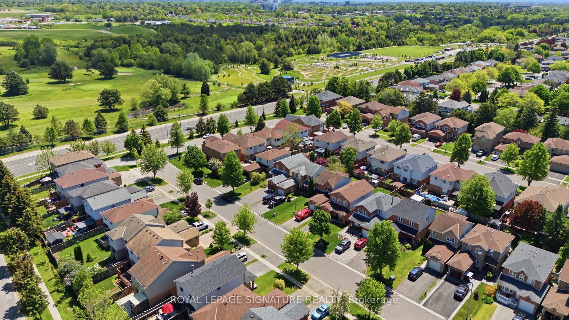 Photo 42 of 1154 Beaver Valley Crescent, Oshawa, Northglen — HOMEH