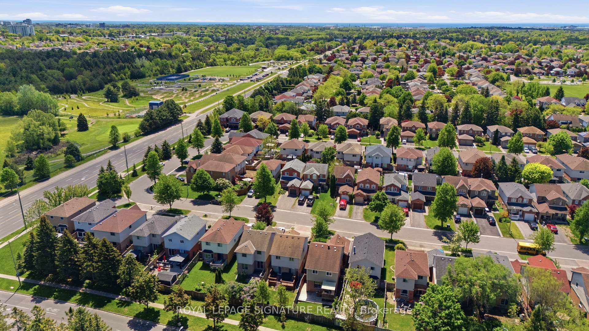 Photo 43 of 1154 Beaver Valley Crescent, Oshawa, Northglen — HOMEH