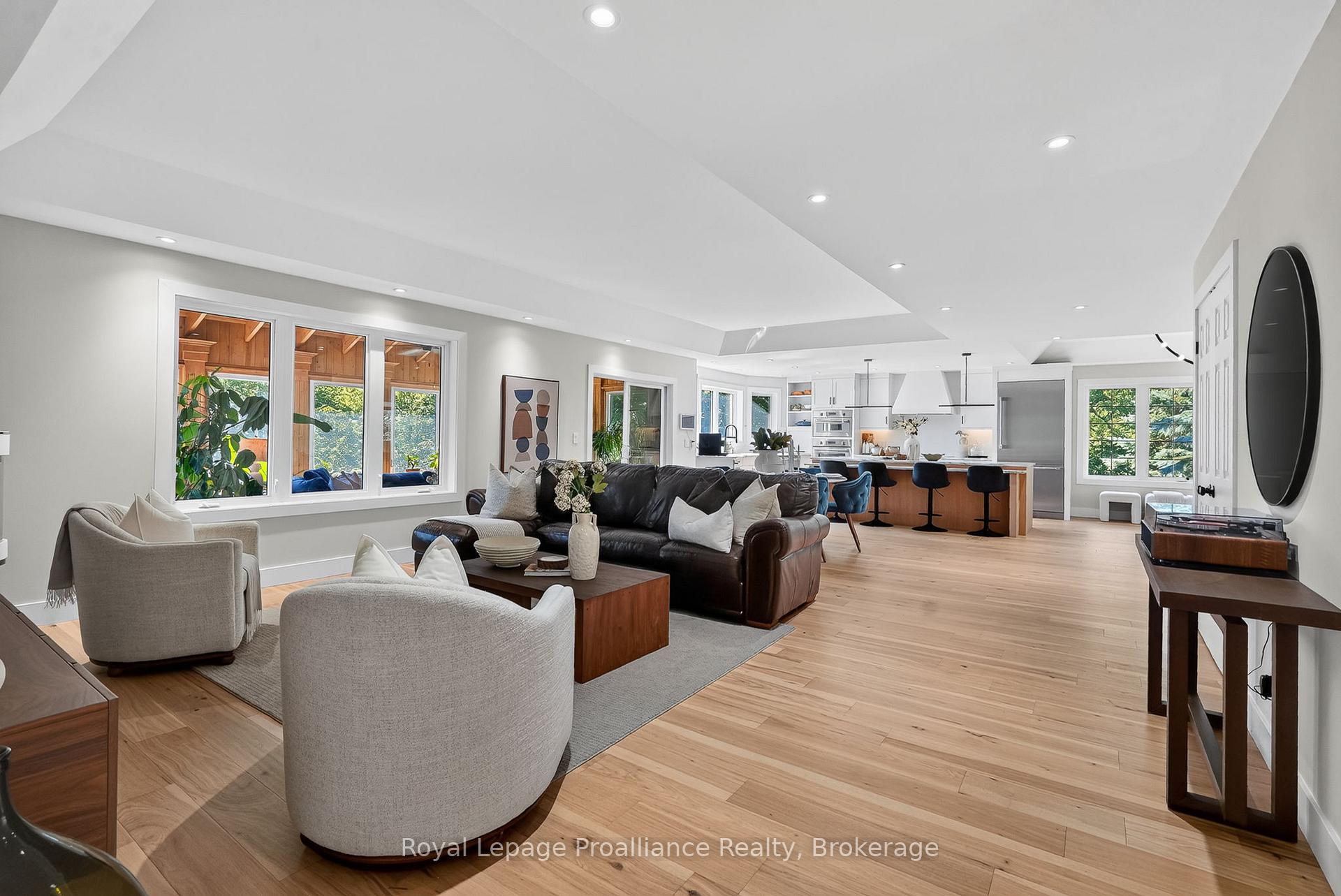 Photo 16 of 49 Skye Valley Drive, Hamilton Township, Baltimore — HOMEH