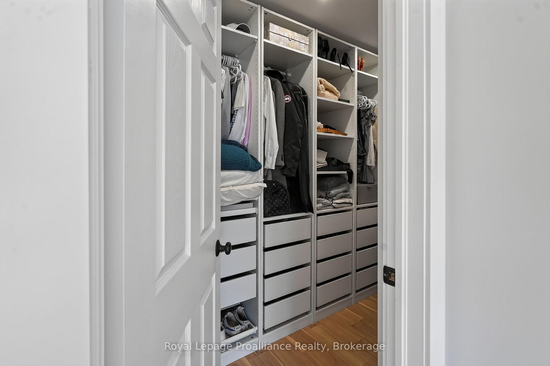 Photo 20 of 49 Skye Valley Drive, Hamilton Township, Baltimore — HOMEH
