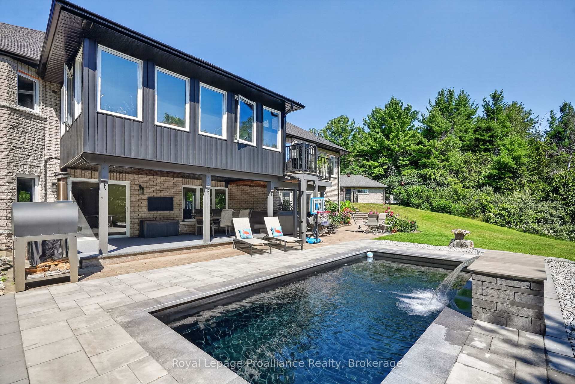 Photo 43 of 49 Skye Valley Drive, Hamilton Township, Baltimore — HOMEH