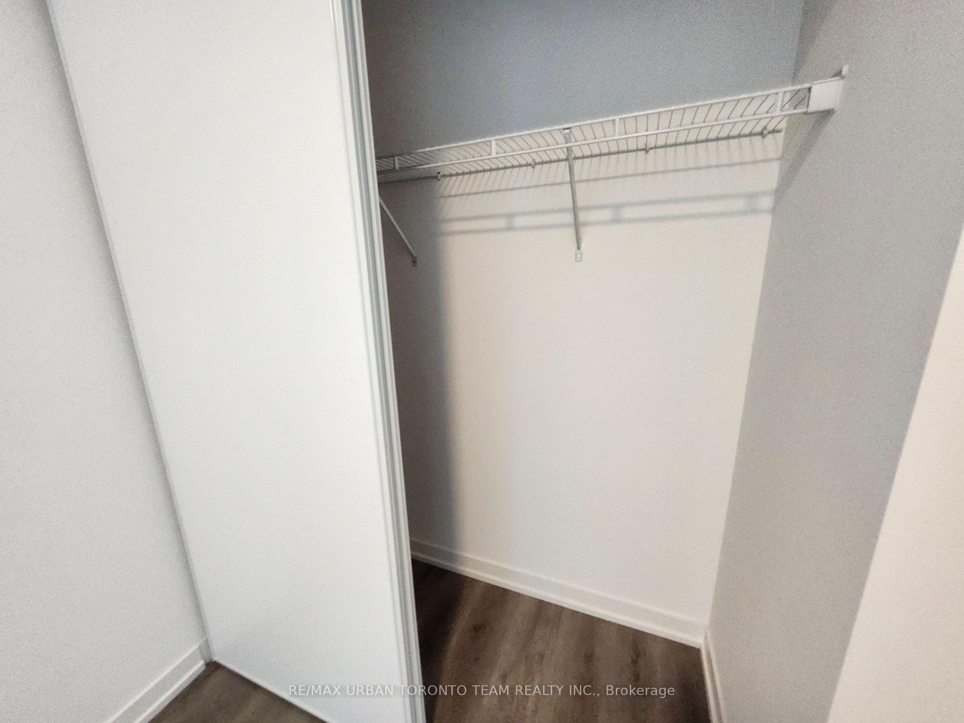 Photo 6 of Unit 518, 28 Interchange Way, Vaughan, Vaughan Corporate Centre — HOMEH