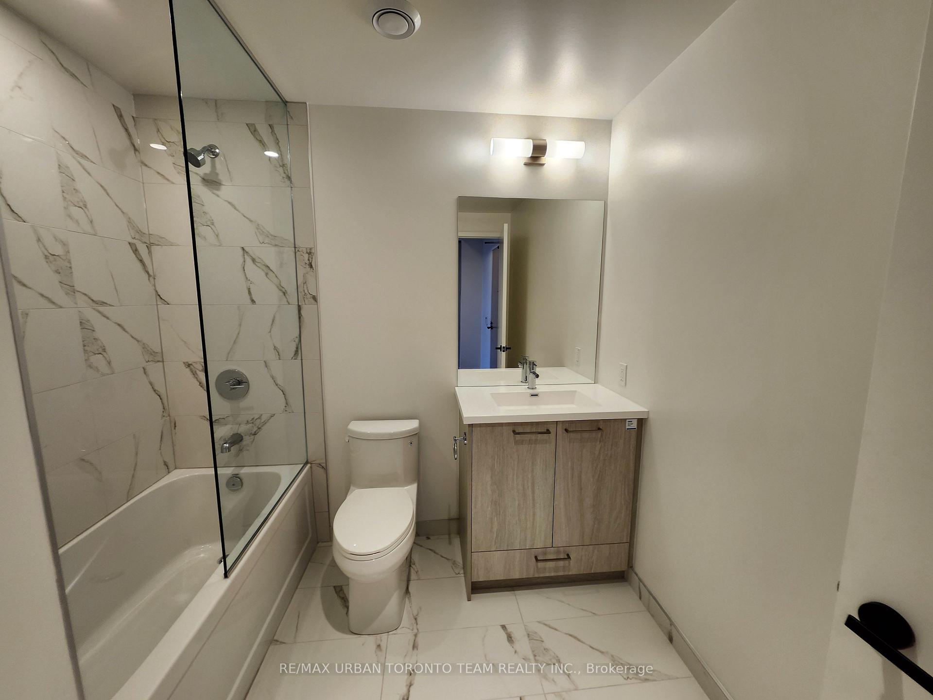 Photo 10 of Unit 518, 28 Interchange Way, Vaughan, Vaughan Corporate Centre — HOMEH