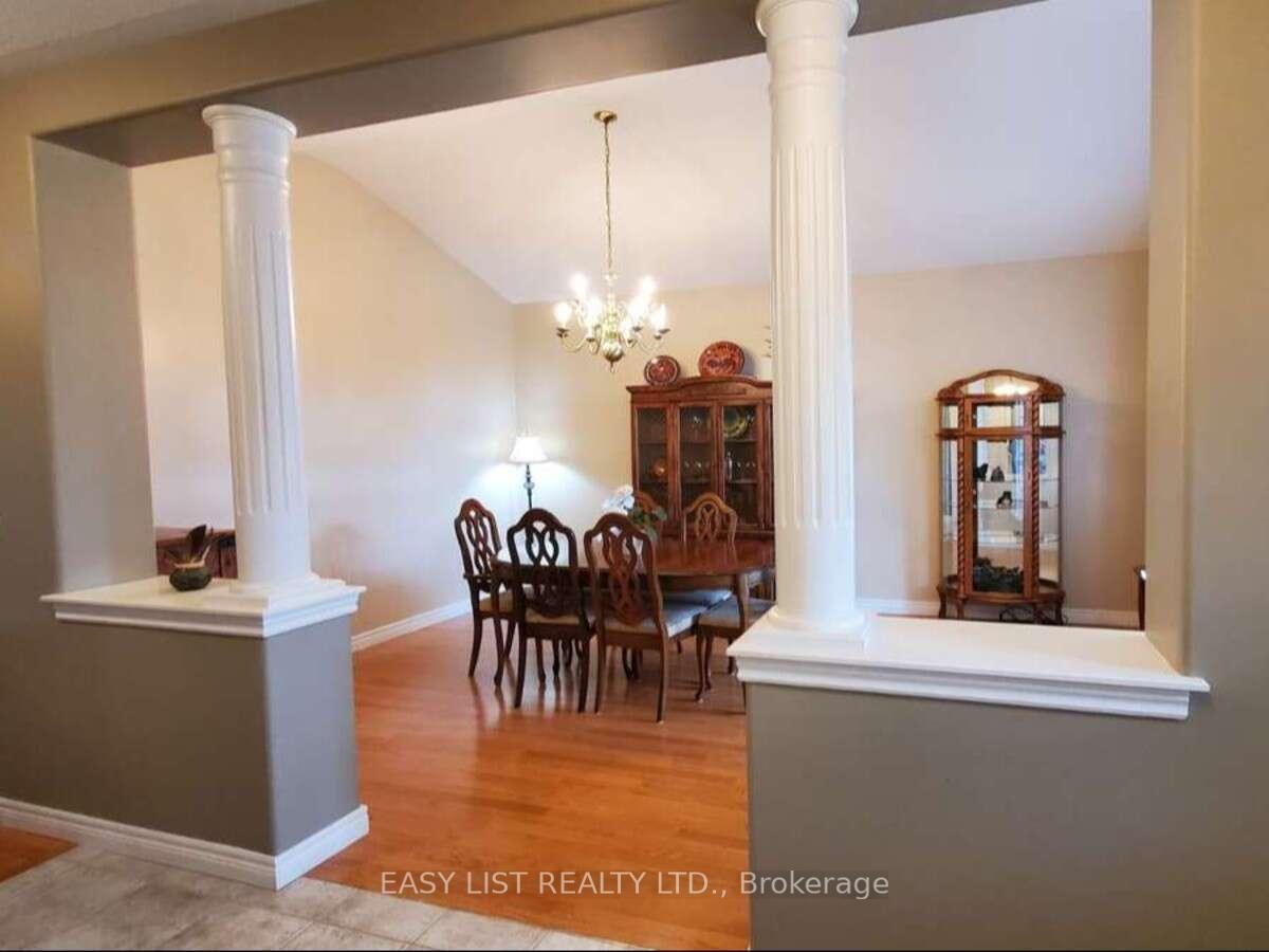 Photo 11 of 305 O'connor Court, Cobourg — HOMEH
