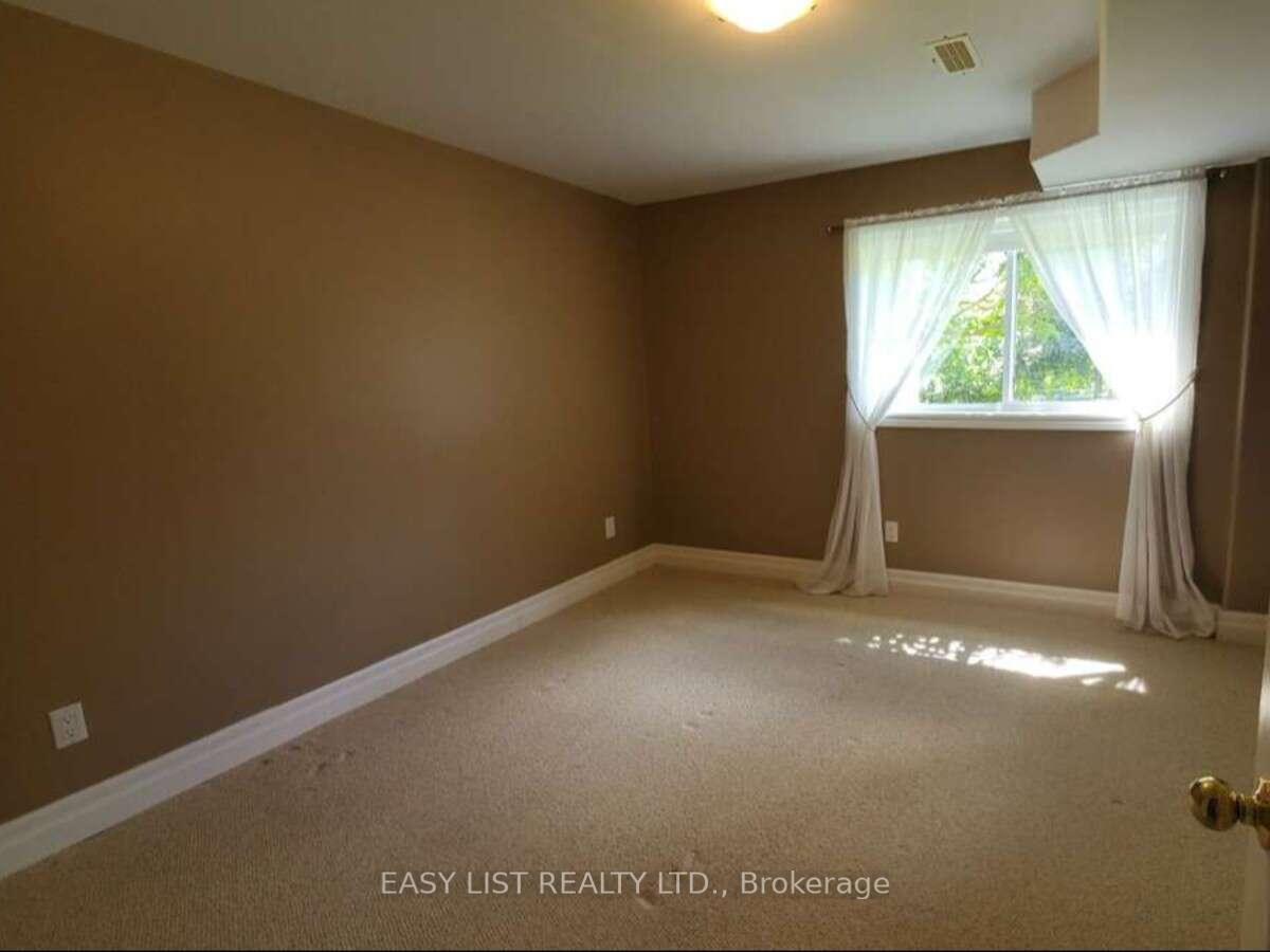 Photo 27 of 305 O'connor Court, Cobourg — HOMEH