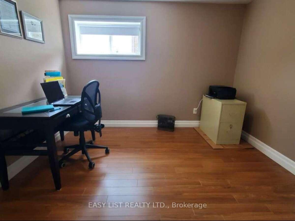 Photo 33 of 305 O'connor Court, Cobourg — HOMEH