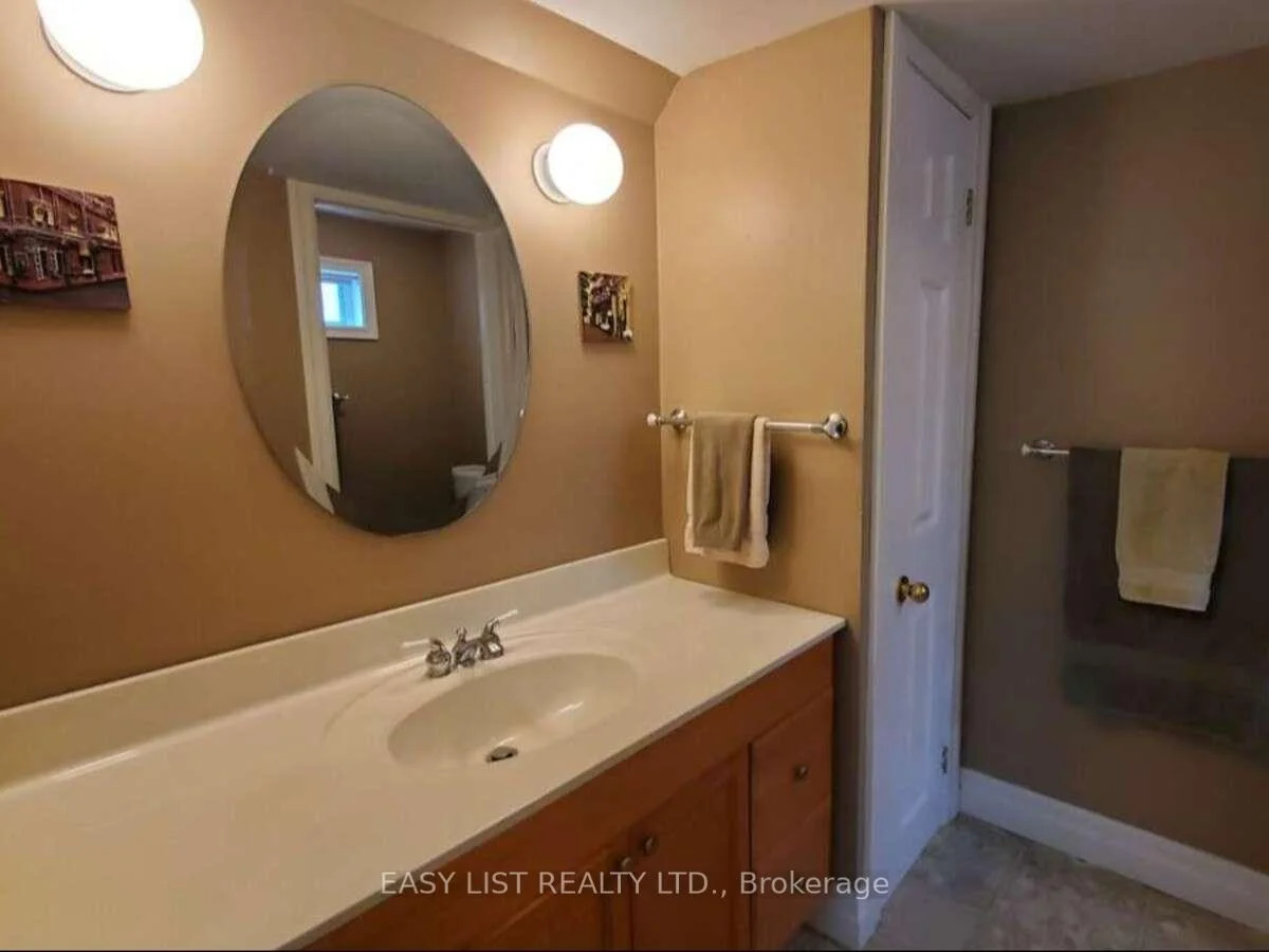 Photo 34 of 305 O'connor Court, Cobourg — HOMEH