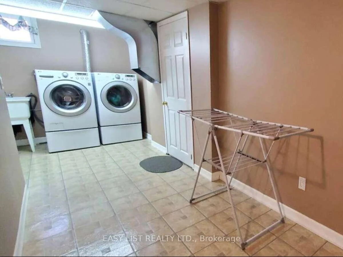 Photo 50 of 305 O'connor Court, Cobourg — HOMEH