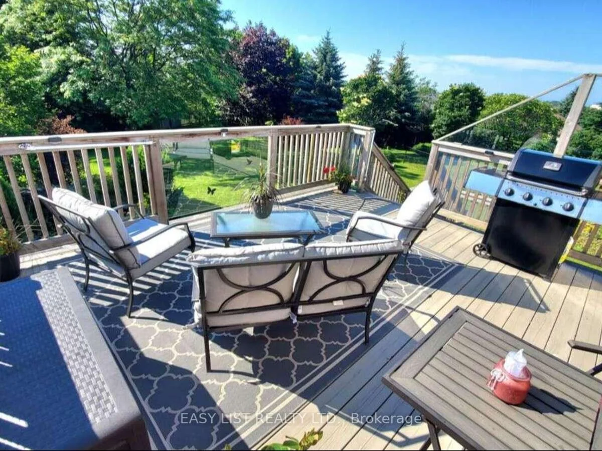 Photo 58 of 305 O'connor Court, Cobourg — HOMEH