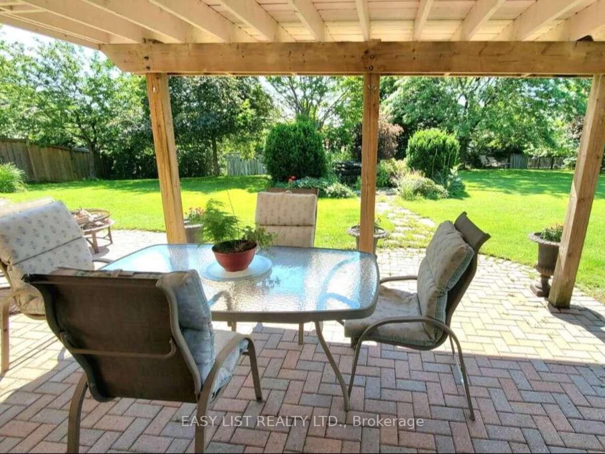Photo 66 of 305 O'connor Court, Cobourg — HOMEH