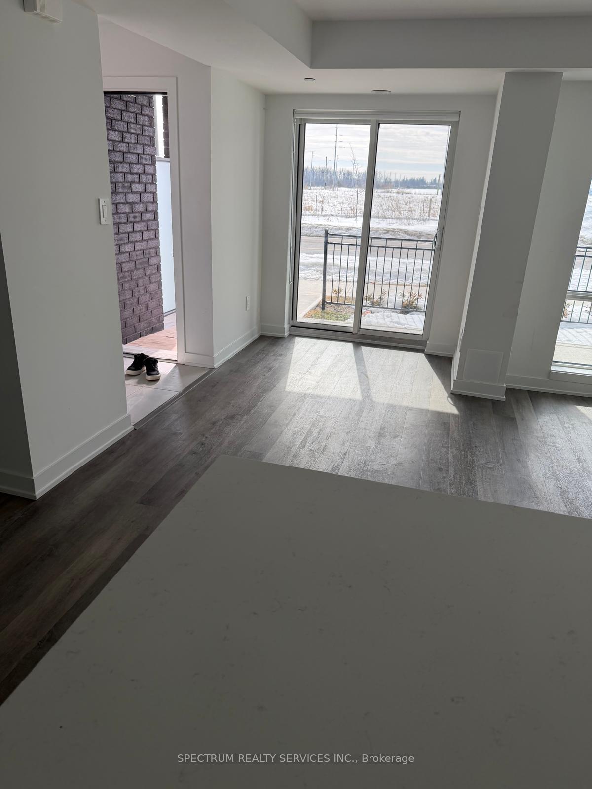Photo 4 of Unit 1, 5 Romilly Avenue, Brampton, Northwest Brampton — HOMEH