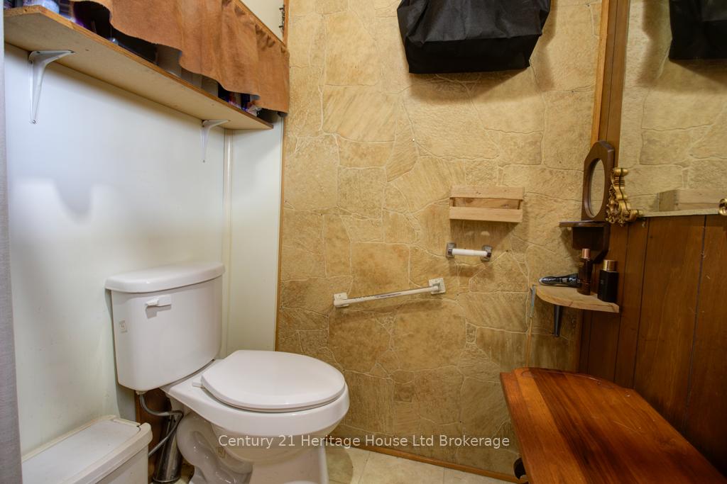 Photo 12 of 242 Wonham Street S, Ingersoll, Ingersoll - South — HOMEH