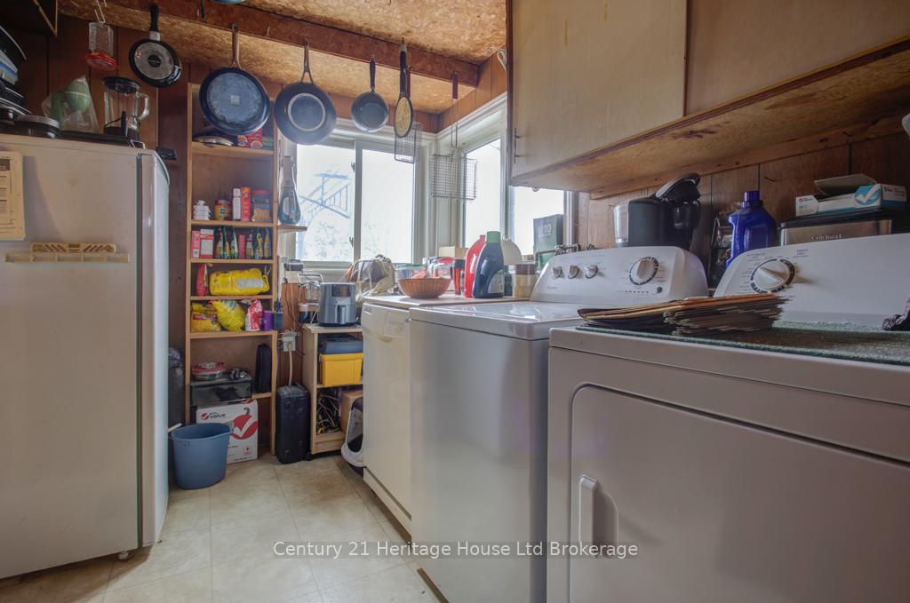 Photo 13 of 242 Wonham Street S, Ingersoll, Ingersoll - South — HOMEH