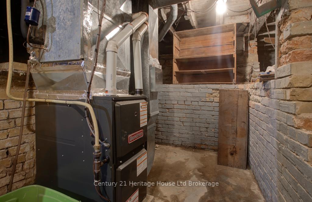 Photo 20 of 242 Wonham Street S, Ingersoll, Ingersoll - South — HOMEH
