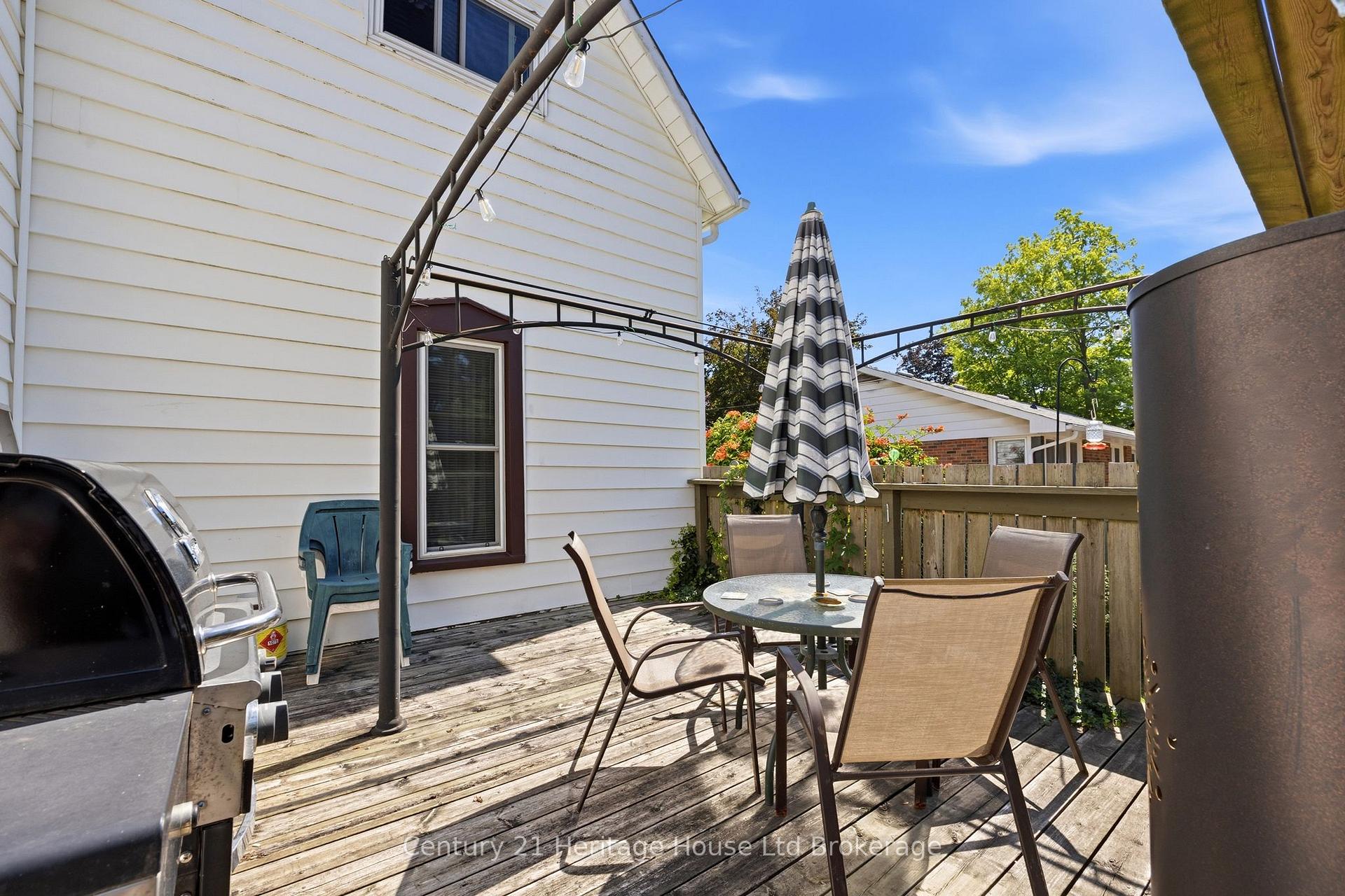 Photo 24 of 242 Wonham Street S, Ingersoll, Ingersoll - South — HOMEH