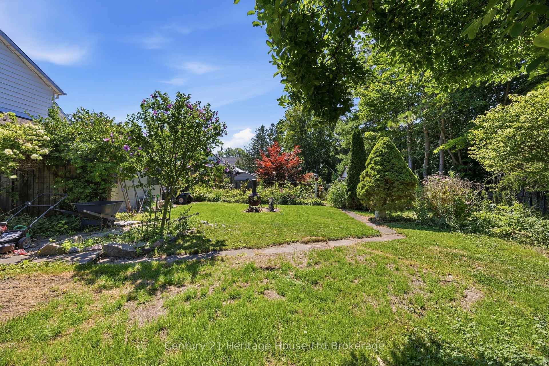Photo 28 of 242 Wonham Street S, Ingersoll, Ingersoll - South — HOMEH