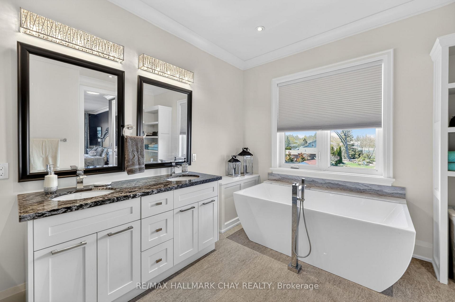 Photo 23 of 230 Kempview Lane, Barrie, South Shore — HOMEH