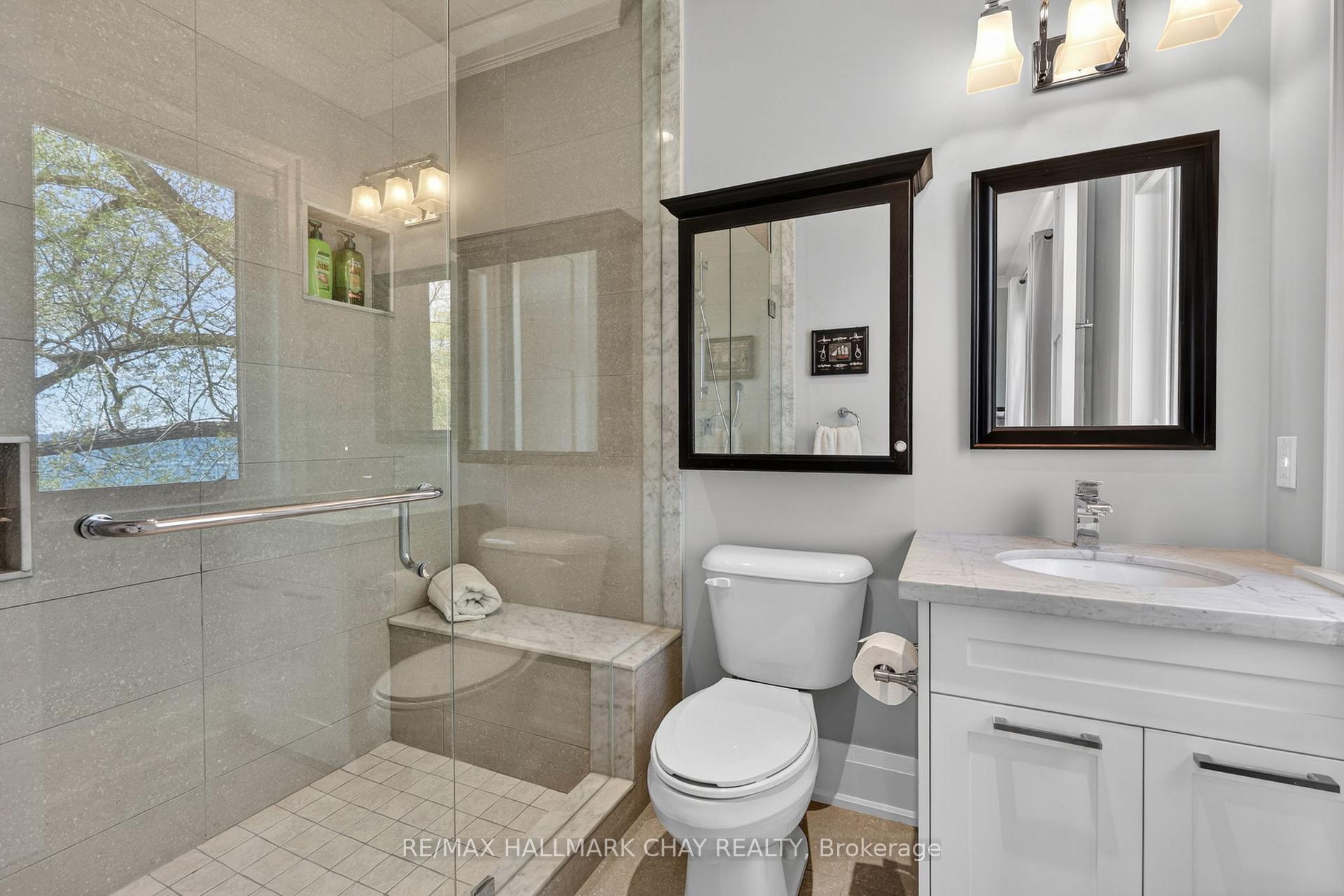 Photo 25 of 230 Kempview Lane, Barrie, South Shore — HOMEH