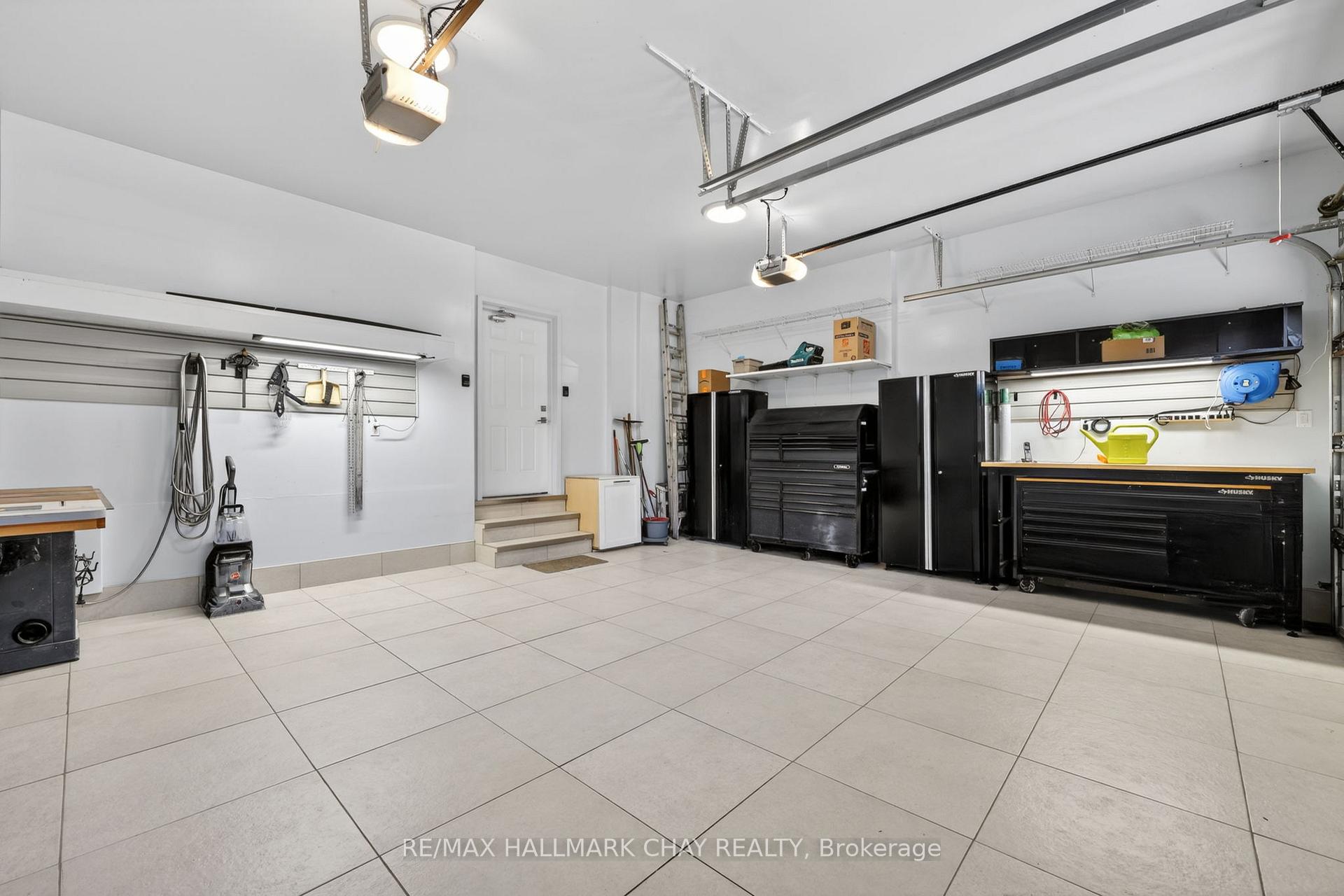Photo 30 of 230 Kempview Lane, Barrie, South Shore — HOMEH