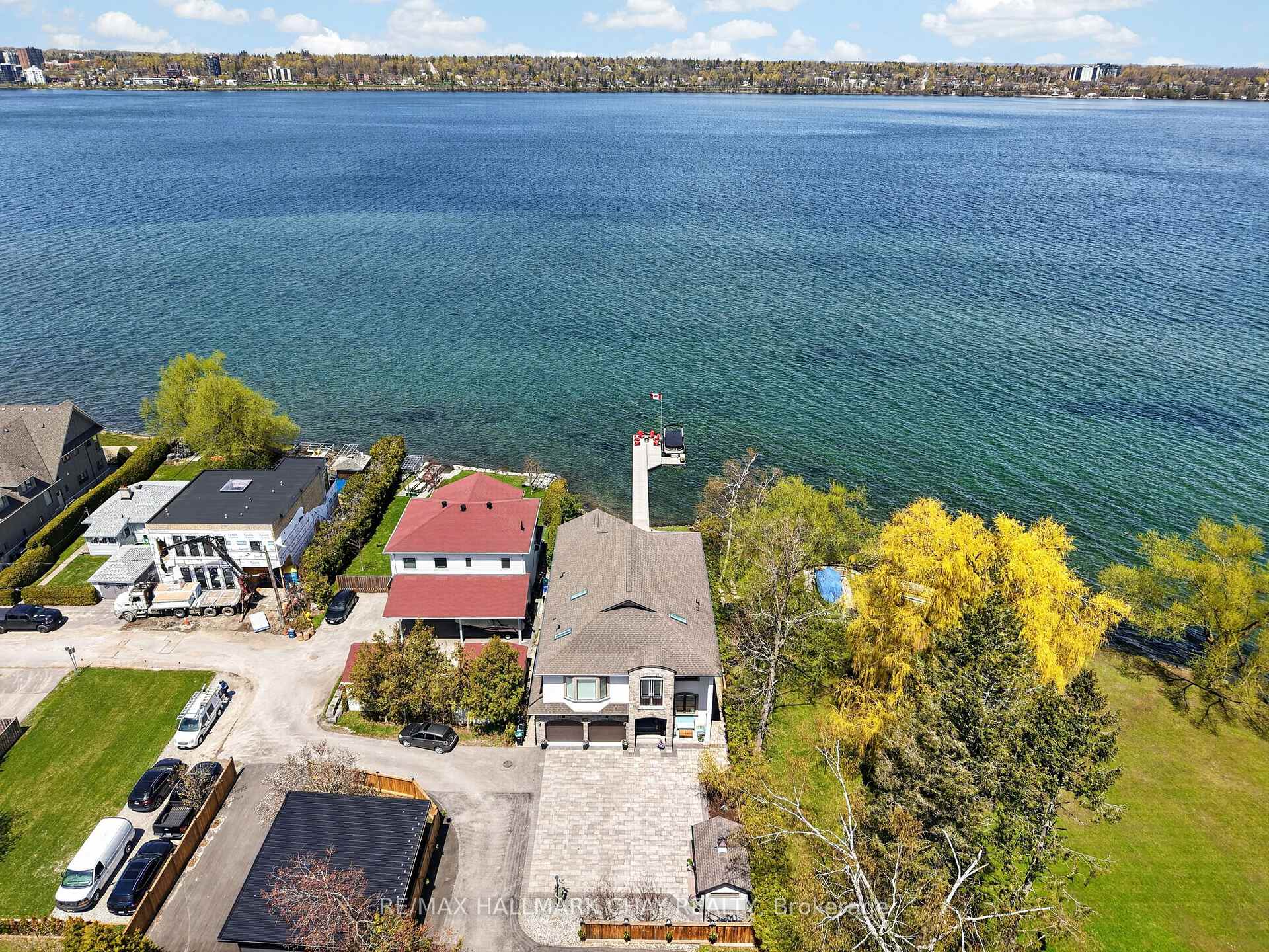 Photo 39 of 230 Kempview Lane, Barrie, South Shore — HOMEH