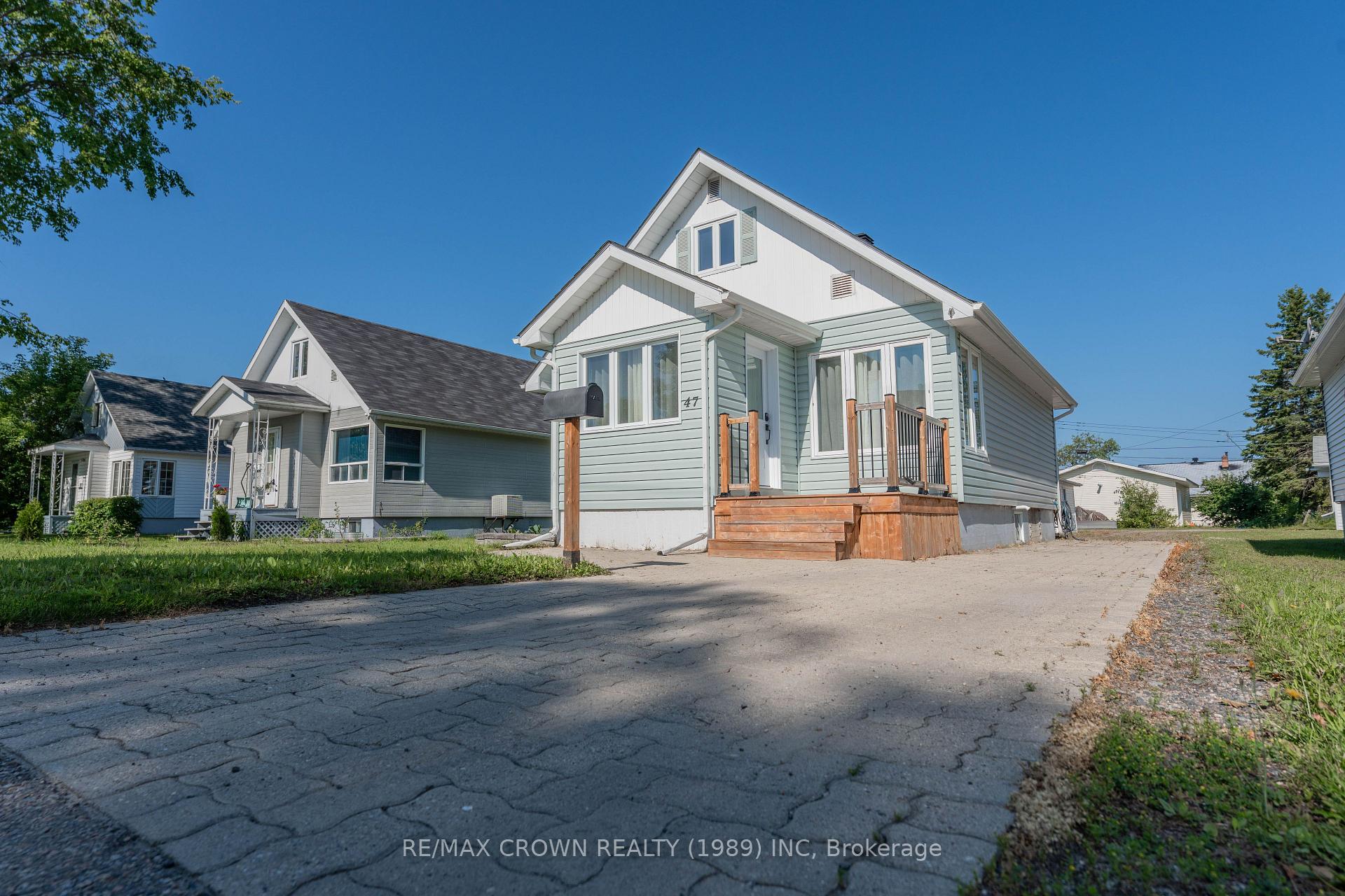 Photo 1 of 47 Devonshire Street, Kapuskasing — HOMEH