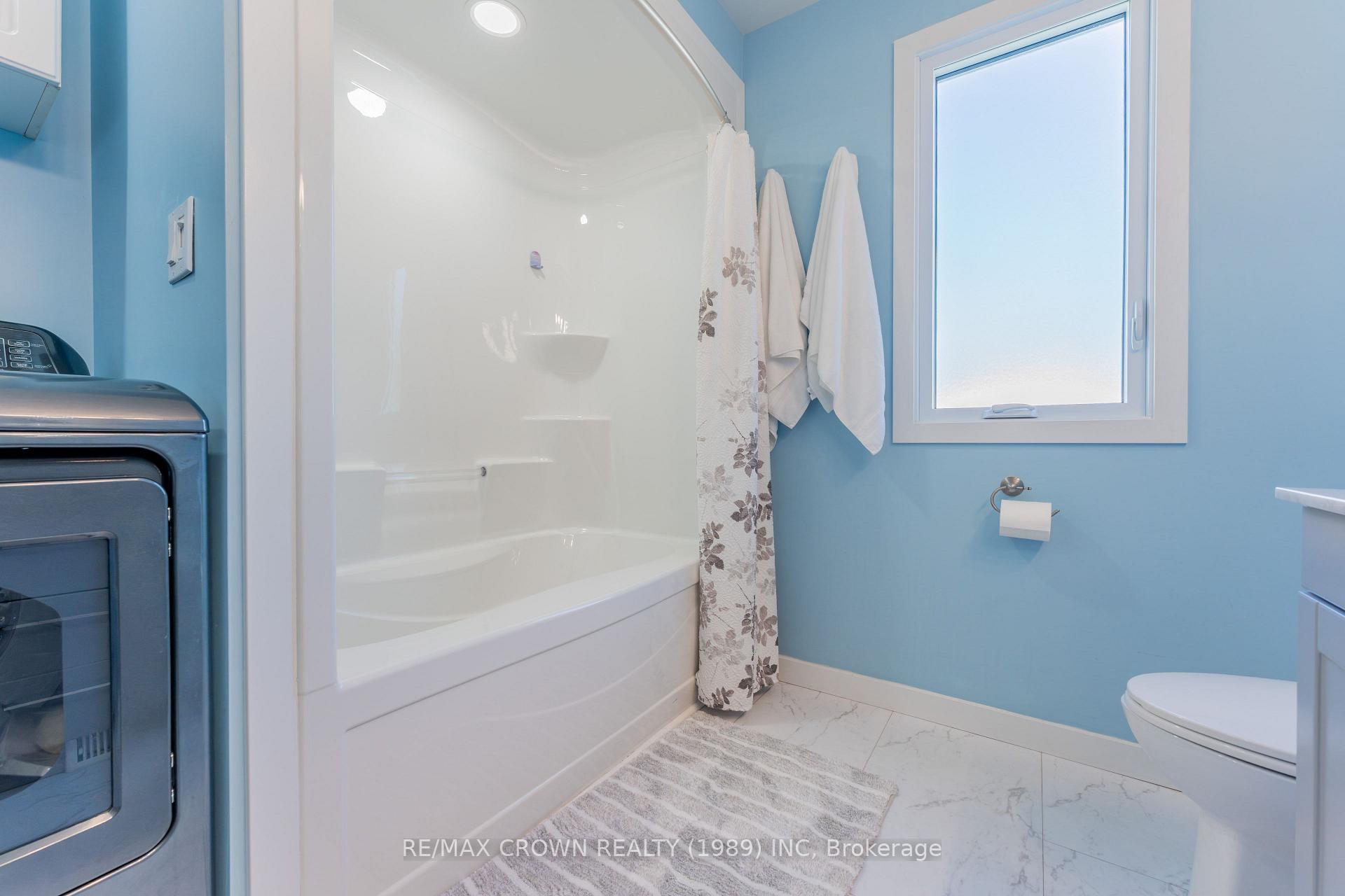 Photo 23 of 47 Devonshire Street, Kapuskasing — HOMEH