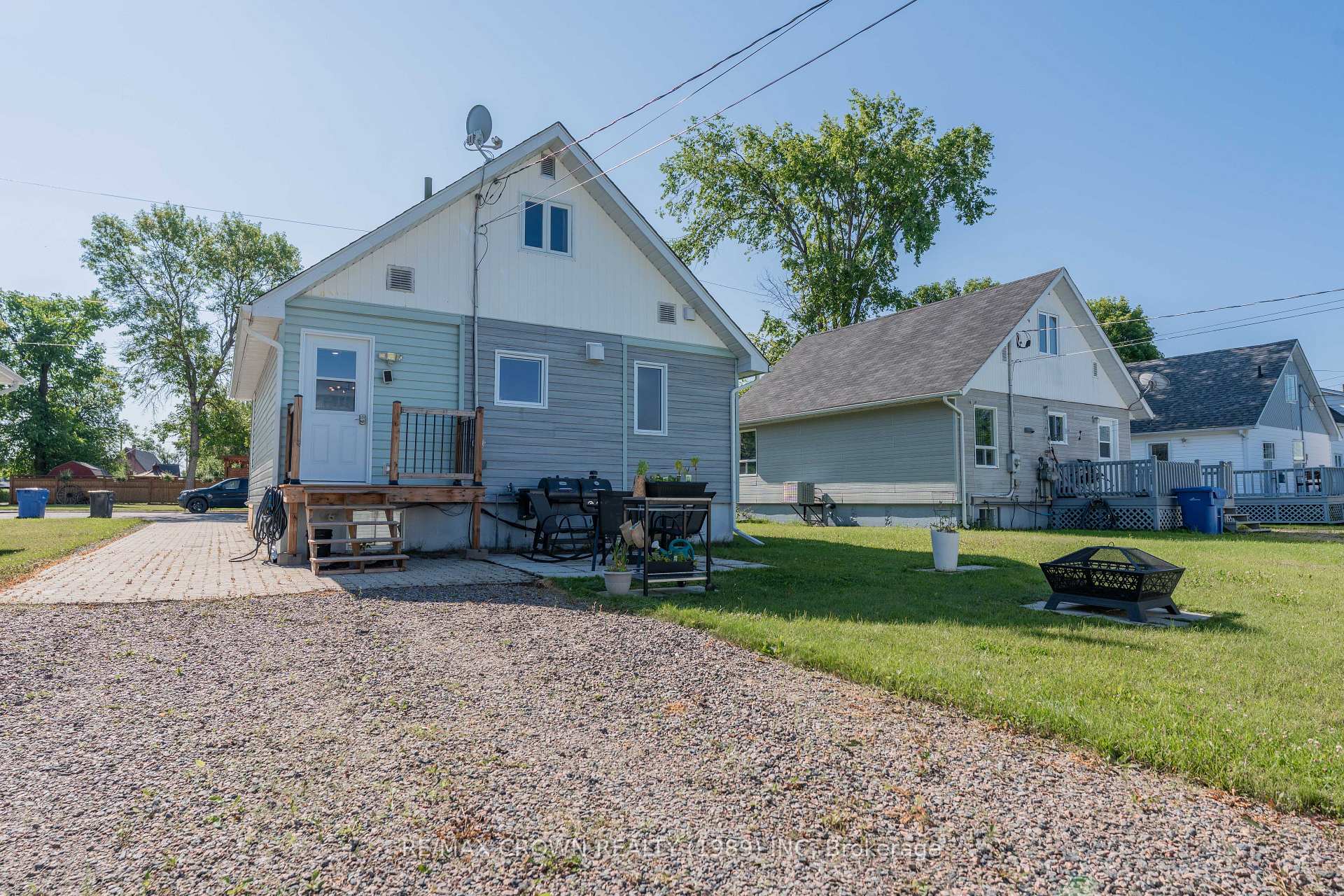 Photo 49 of 47 Devonshire Street, Kapuskasing — HOMEH
