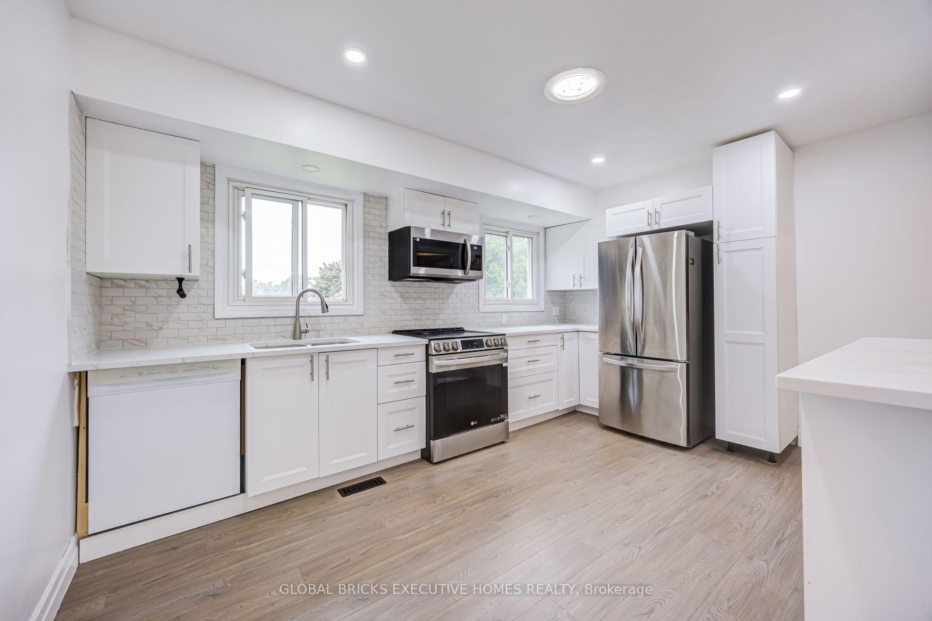 Photo 19 of 100 Lauris Avenue, Cambridge, Alison — HOMEH