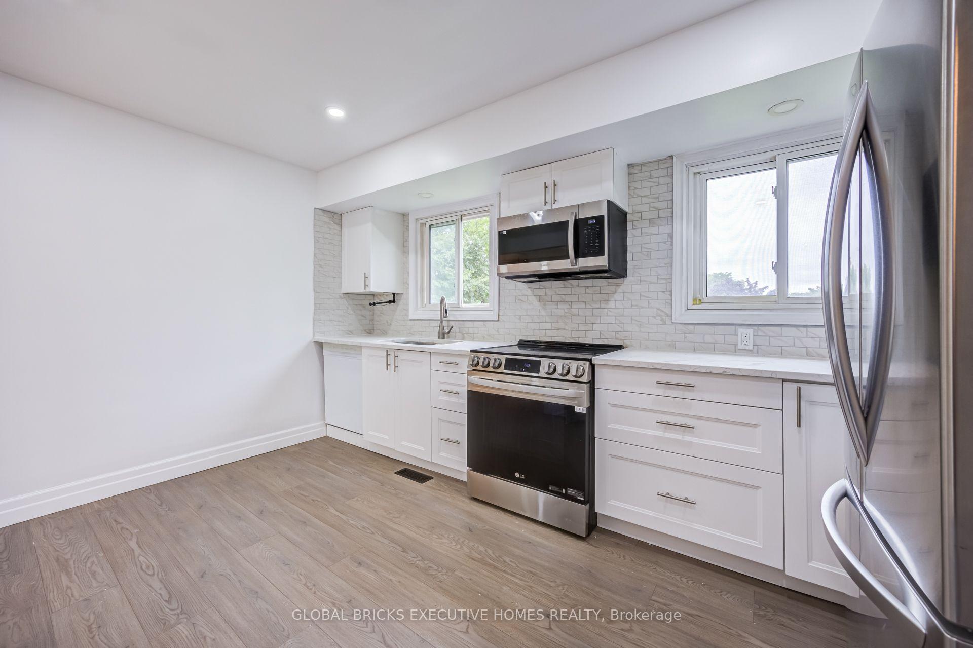 Photo 20 of 100 Lauris Avenue, Cambridge, Alison — HOMEH