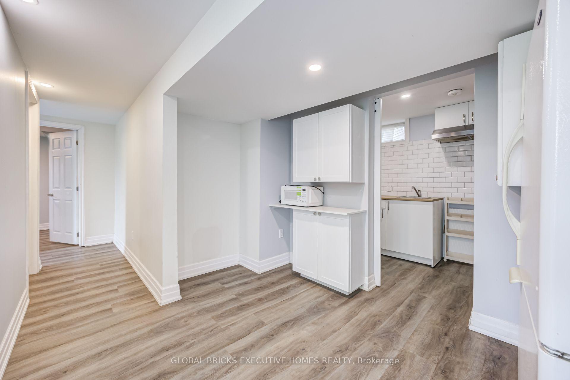 Photo 29 of 100 Lauris Avenue, Cambridge, Alison — HOMEH