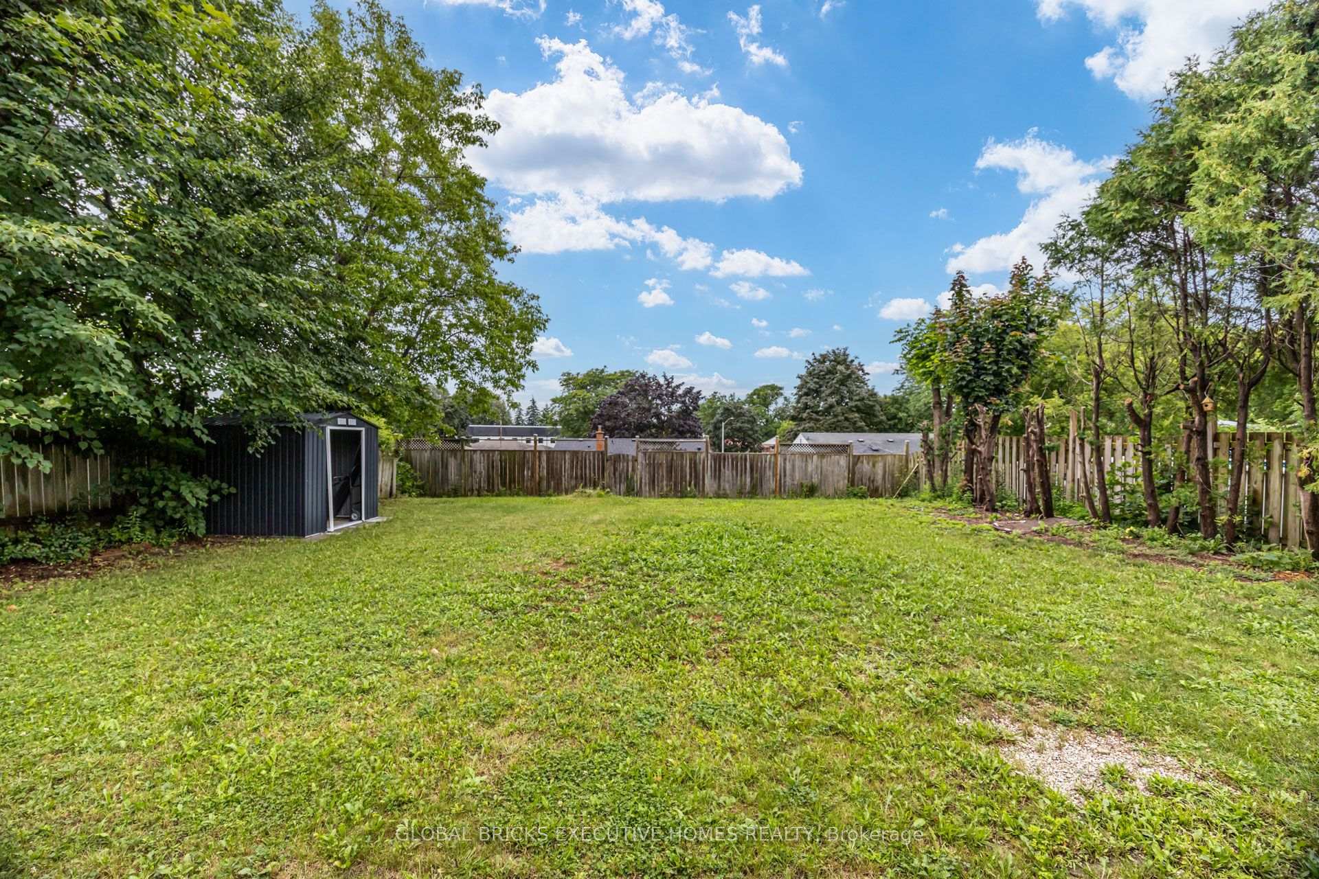 Photo 39 of 100 Lauris Avenue, Cambridge, Alison — HOMEH