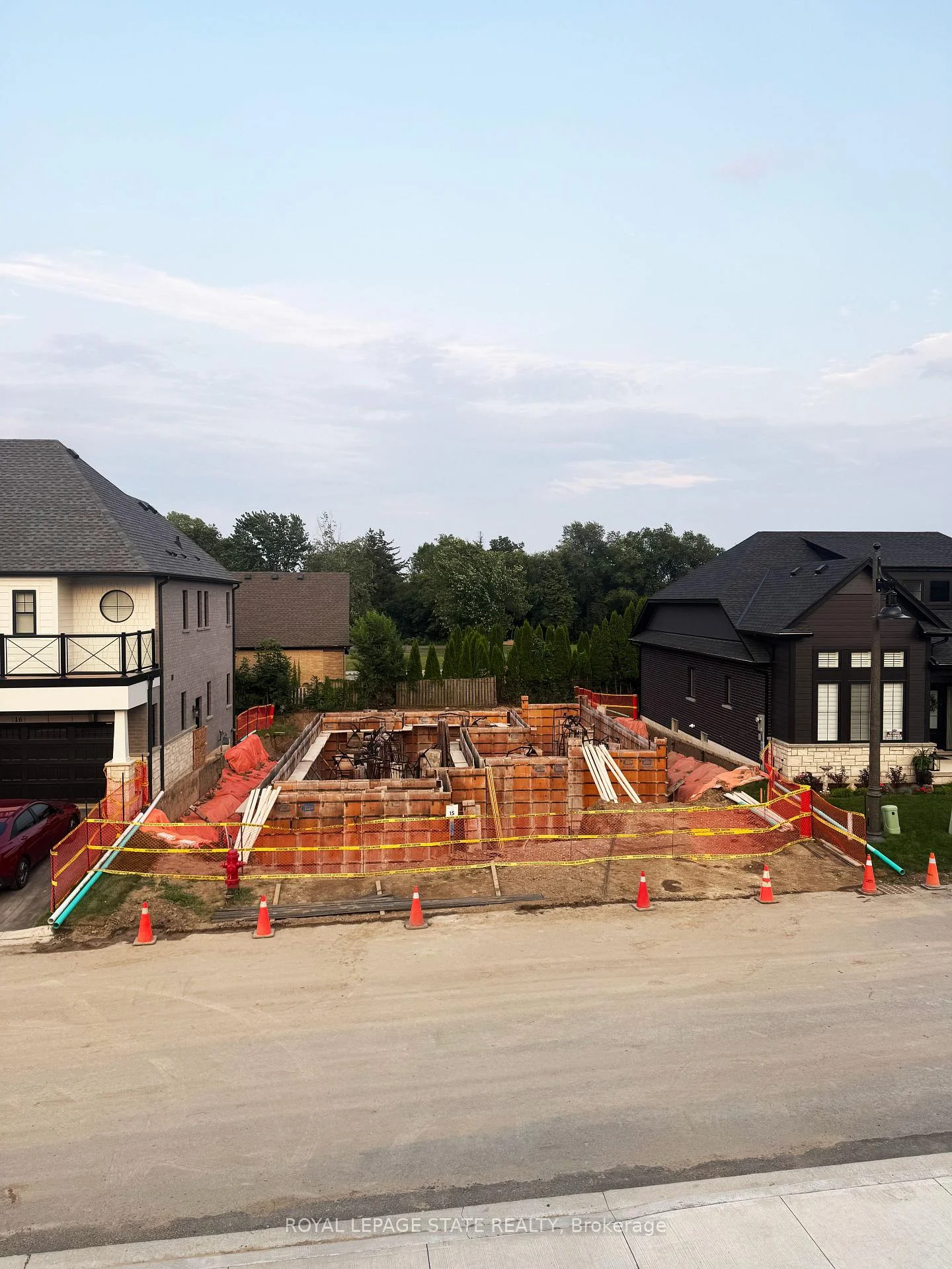 Photo 19 of Unit 15, 100 Watershore Drive, Hamilton, Lakeshore — HOMEH